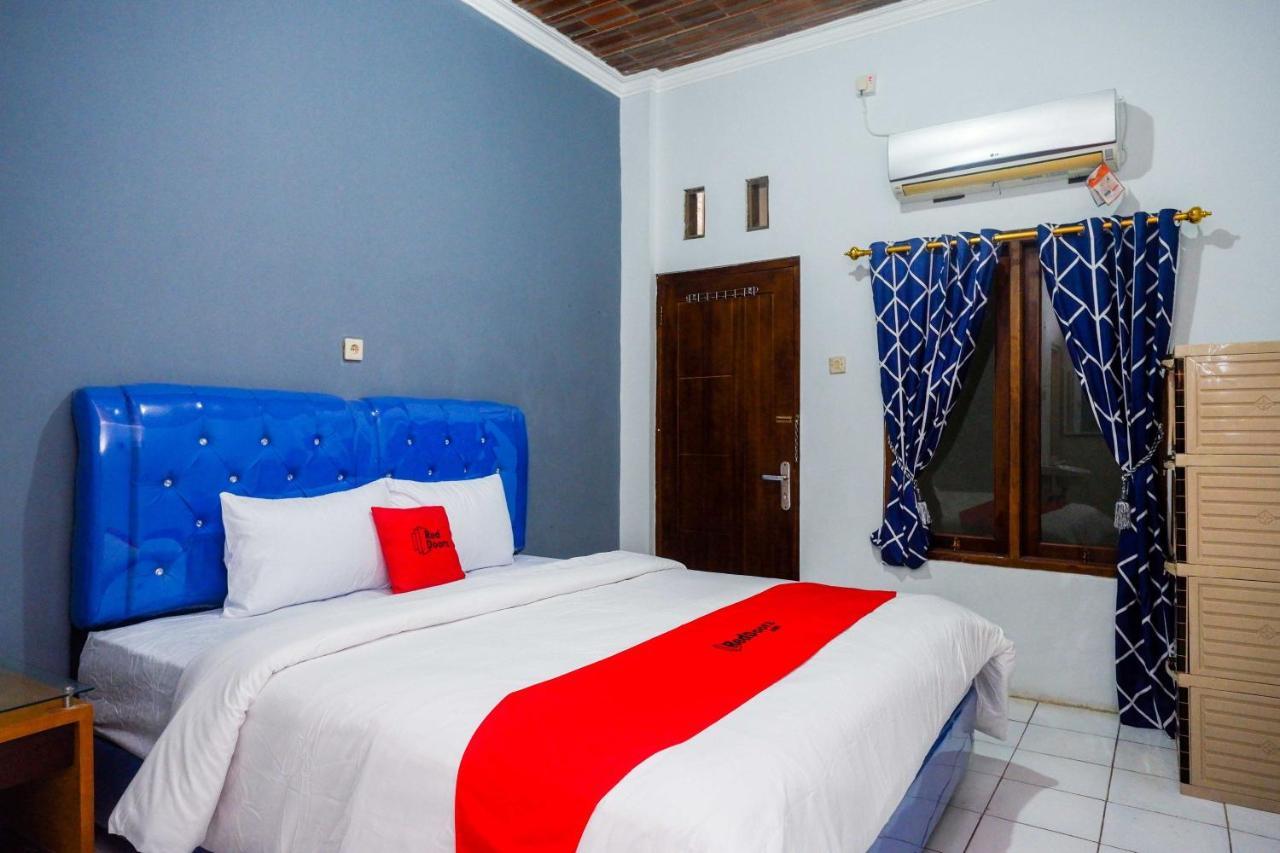 Reddoorz At Pakuncen Malioboro Yogyakarta Hotel ภายนอก รูปภาพ
